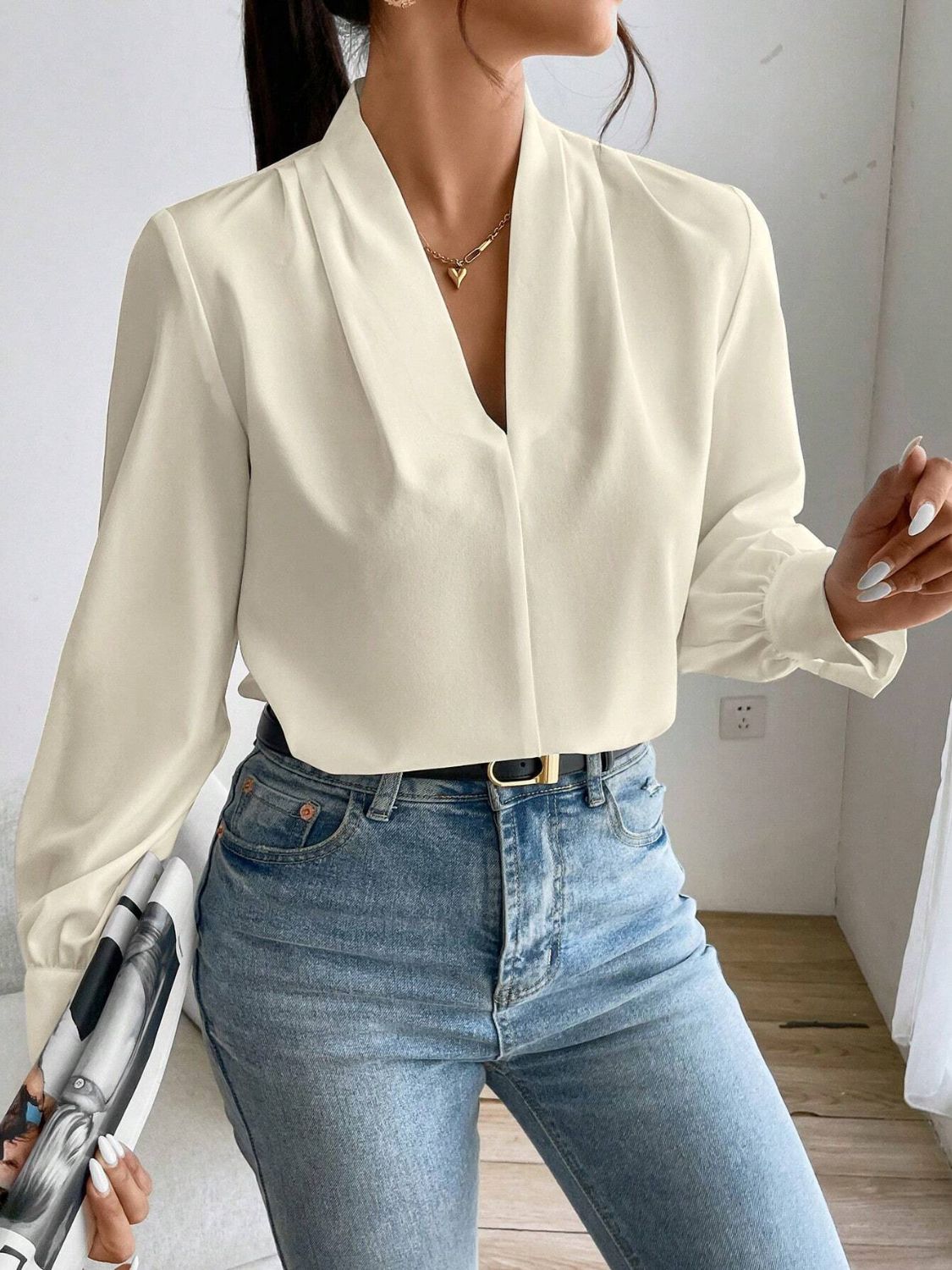 V Neck Long Sleeve Top - Danielle and Jason Baker LLC - Danielle Baker's Boutique